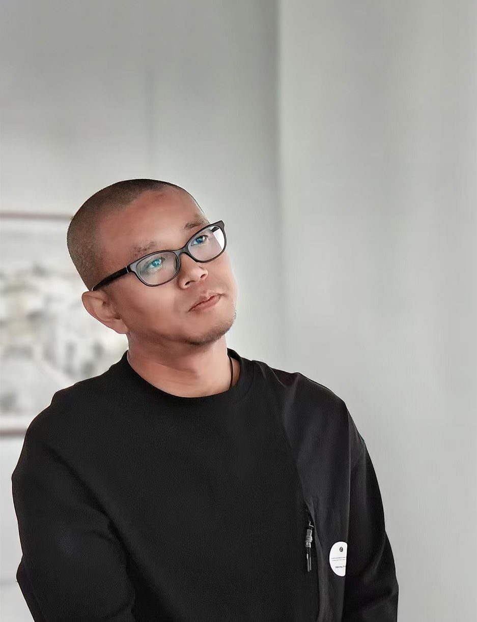 艺术家赵思栋